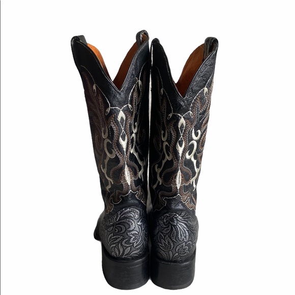 Custom E Fernandez Black and Silver Cowboy Boots - Picture 11 of 11
